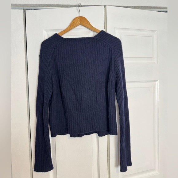 Vince Ribbed 100% Cashmere Cardigan - Picture 3 of 6